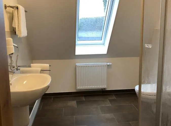 Zum Dorfkrug Отель Molbergen